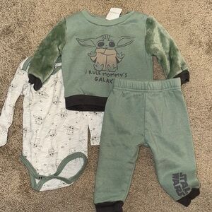 Star Wars Baby Yoda Bodysuit Set - Green and Black